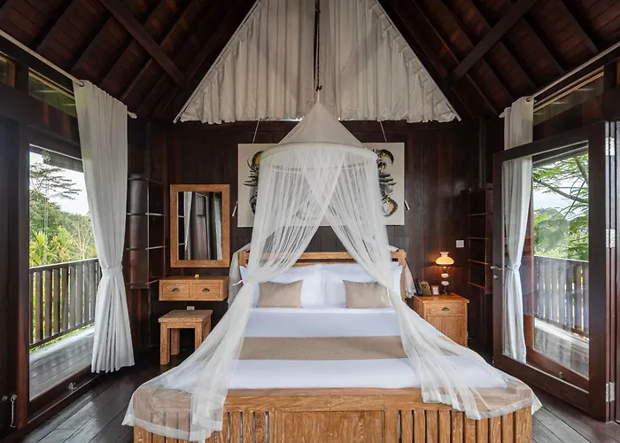Hotel Emana Abian Taksu 4*
